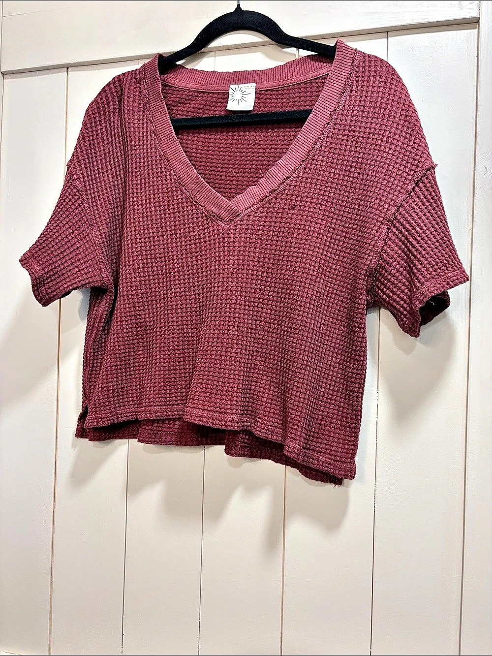 Offline by Aerie Wow! Waffle V Neck Cropped Relaxed Short Sleeve T-Shirt Short